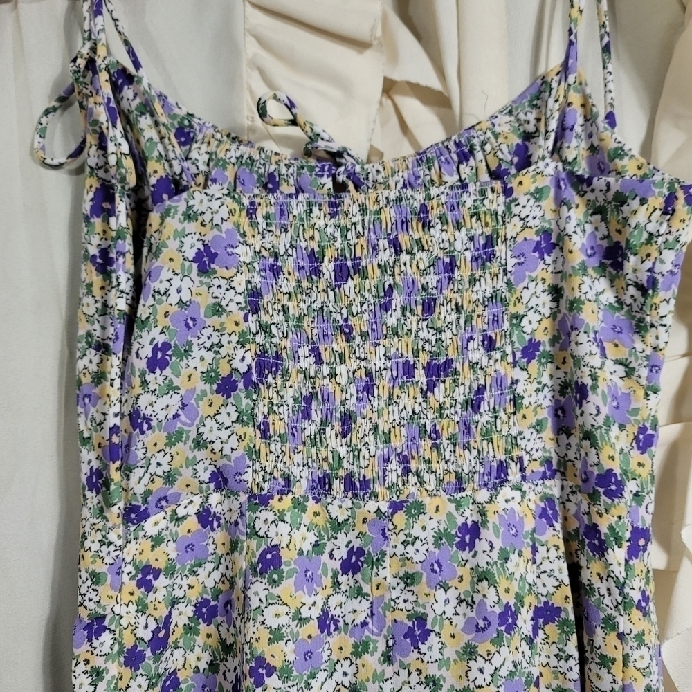 Whyte Valentyne Ditsy Floral Midi Dress Smocked Adjustable Straps Purple Yellow - Picture 6 of 9